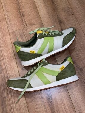 Kizik Milan Casual Sneaker